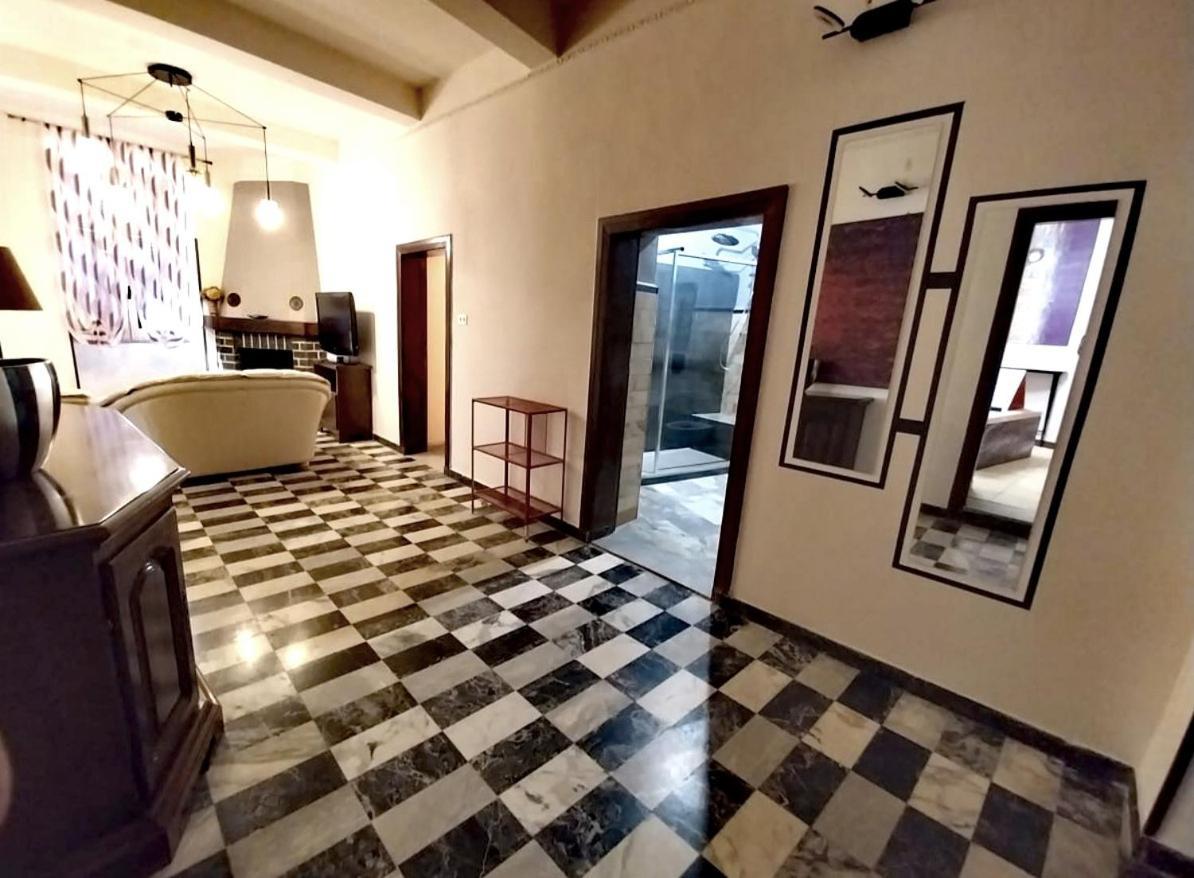 Casina Di Paolo E Maria Apartment Supino ภายนอก รูปภาพ